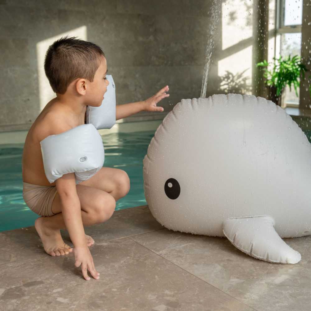 Wassersprinkler Christian der Wal aus PVC von Filibabba kaufen - Spielzeug,, Babykleidung & mehr
