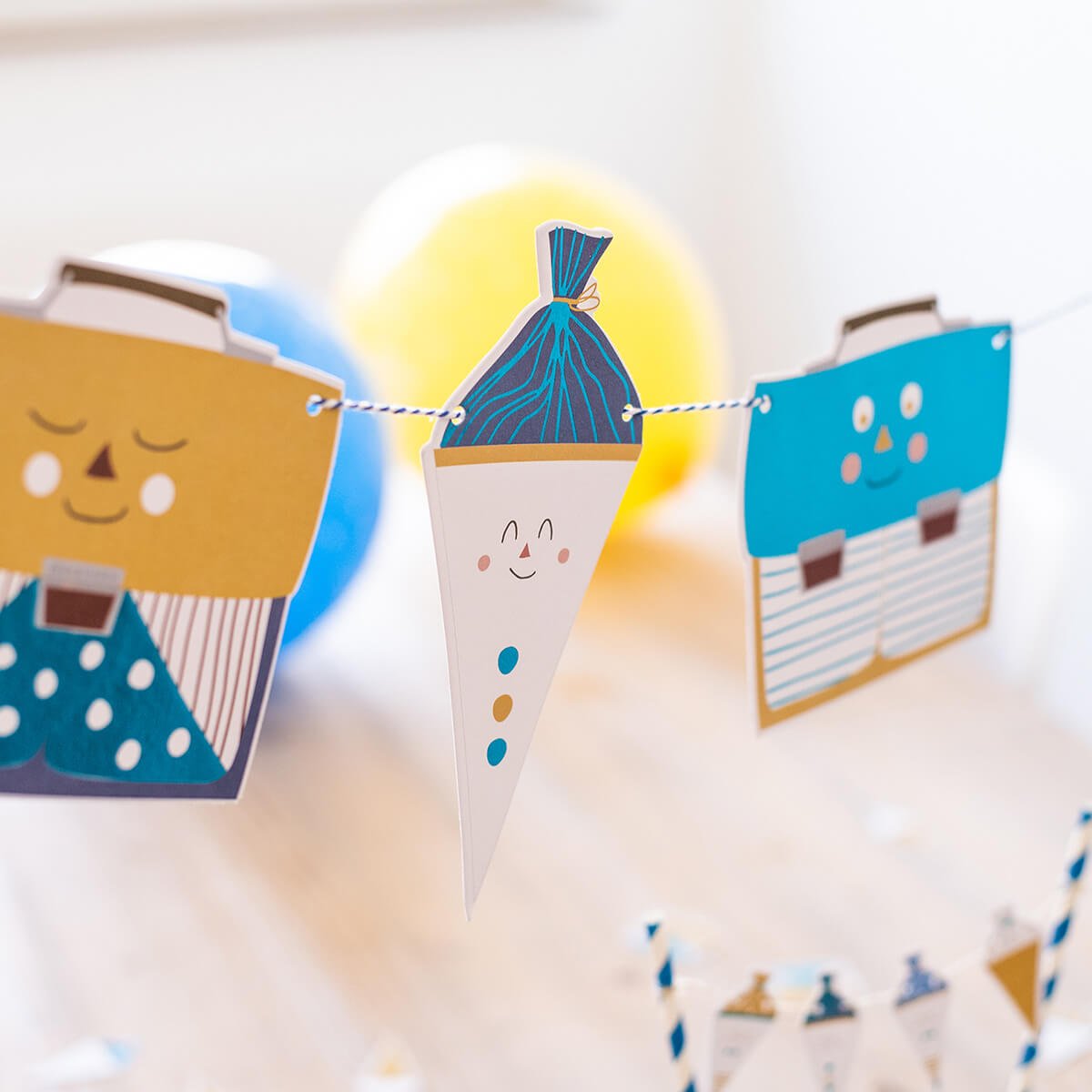 Girlande zur Einschulung von Ava & Yves kaufen - Kinderzimmer,, Babykleidung & mehr