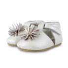 Poms Sandalen aus 100% Premium-Leder von Donsje kaufen - Kleidung, Babykleidung & mehr